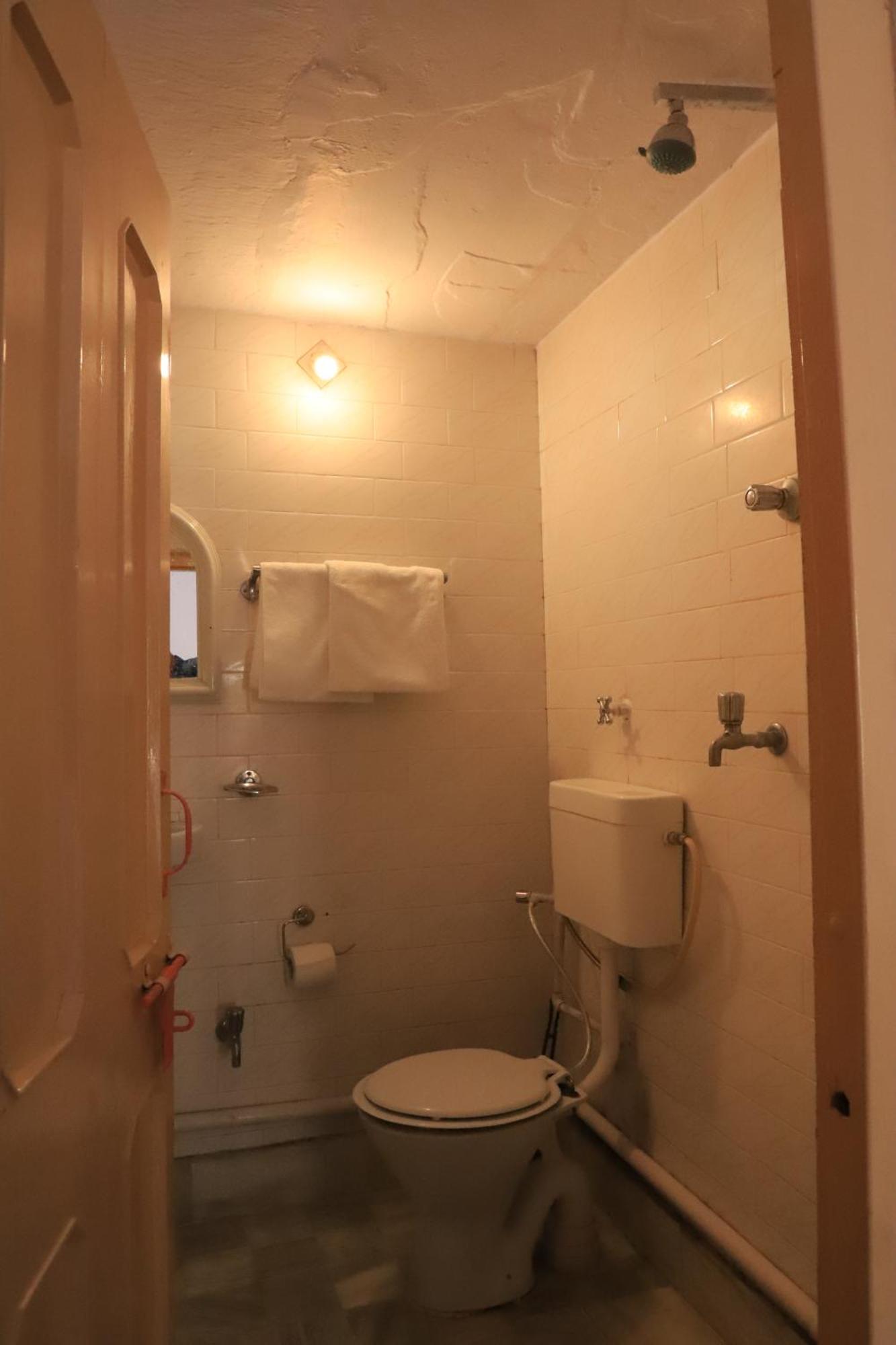 The Brahma Space Pushkar Zimmer foto