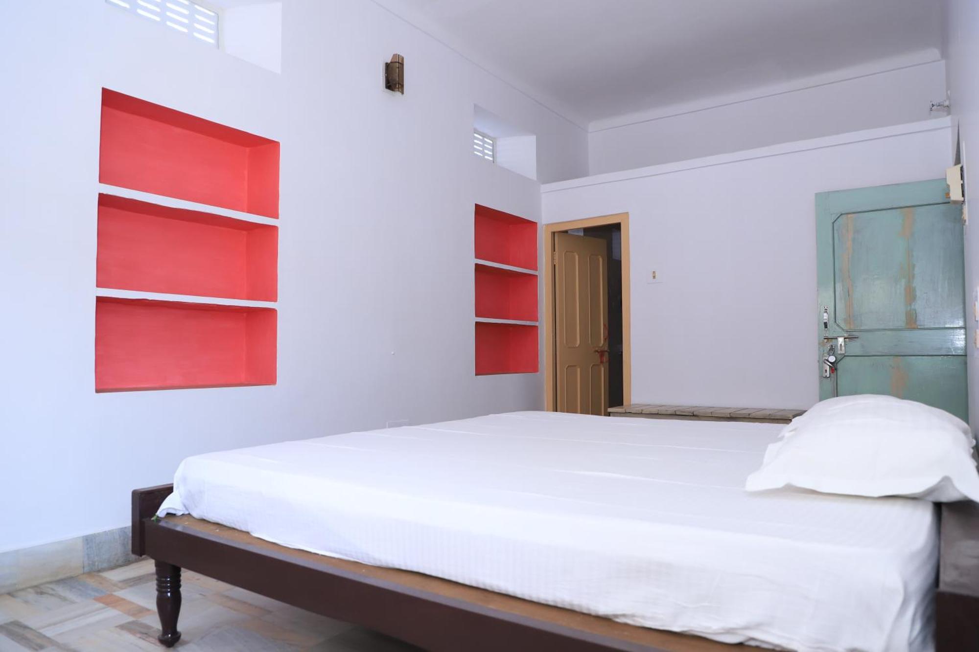 The Brahma Space Pushkar Zimmer foto