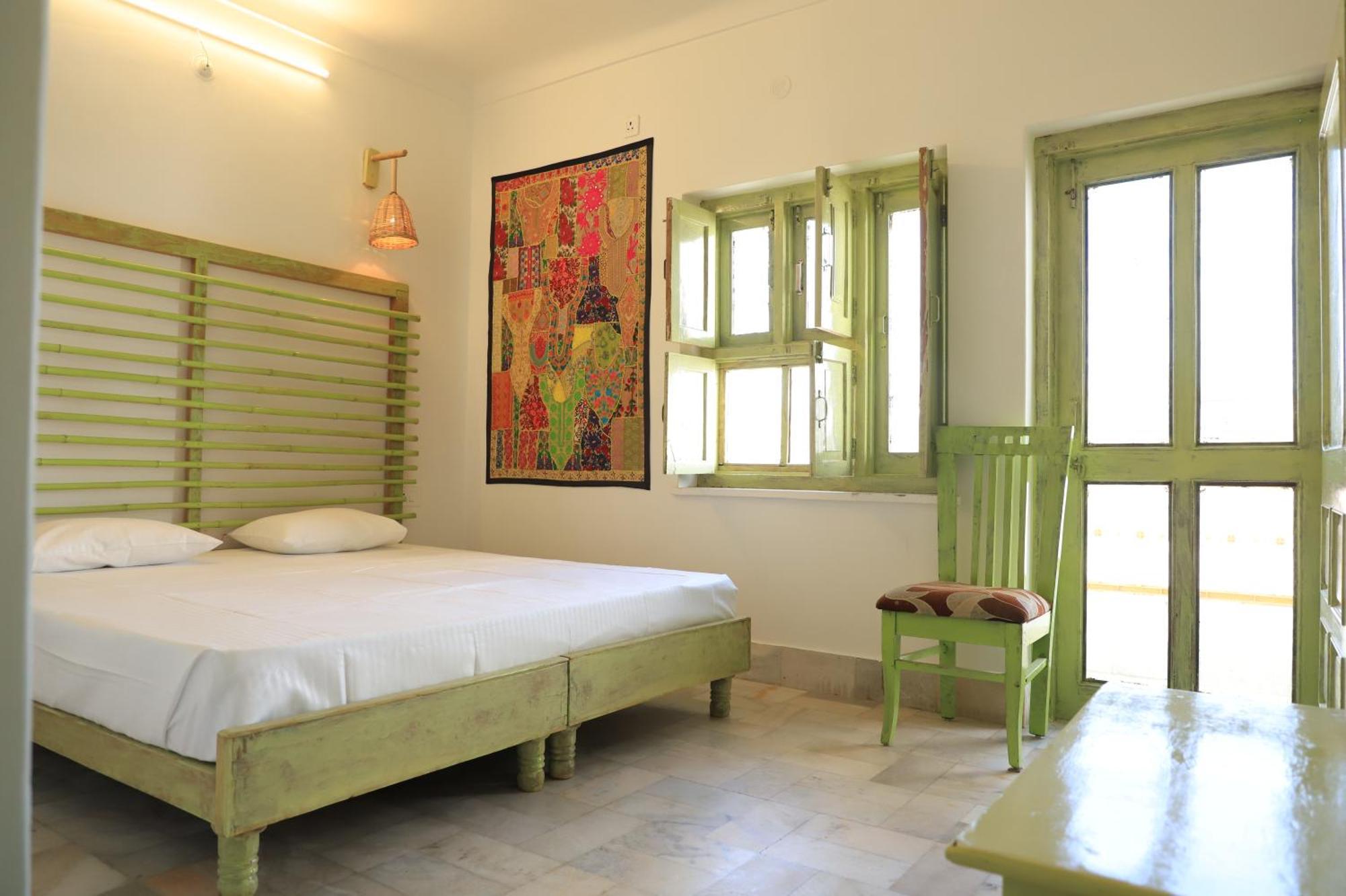 The Brahma Space Pushkar Zimmer foto